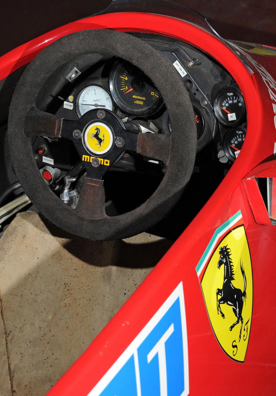  Ferrari 126 C4 F1 Race Car 1984 года  (фото 7 из 18)